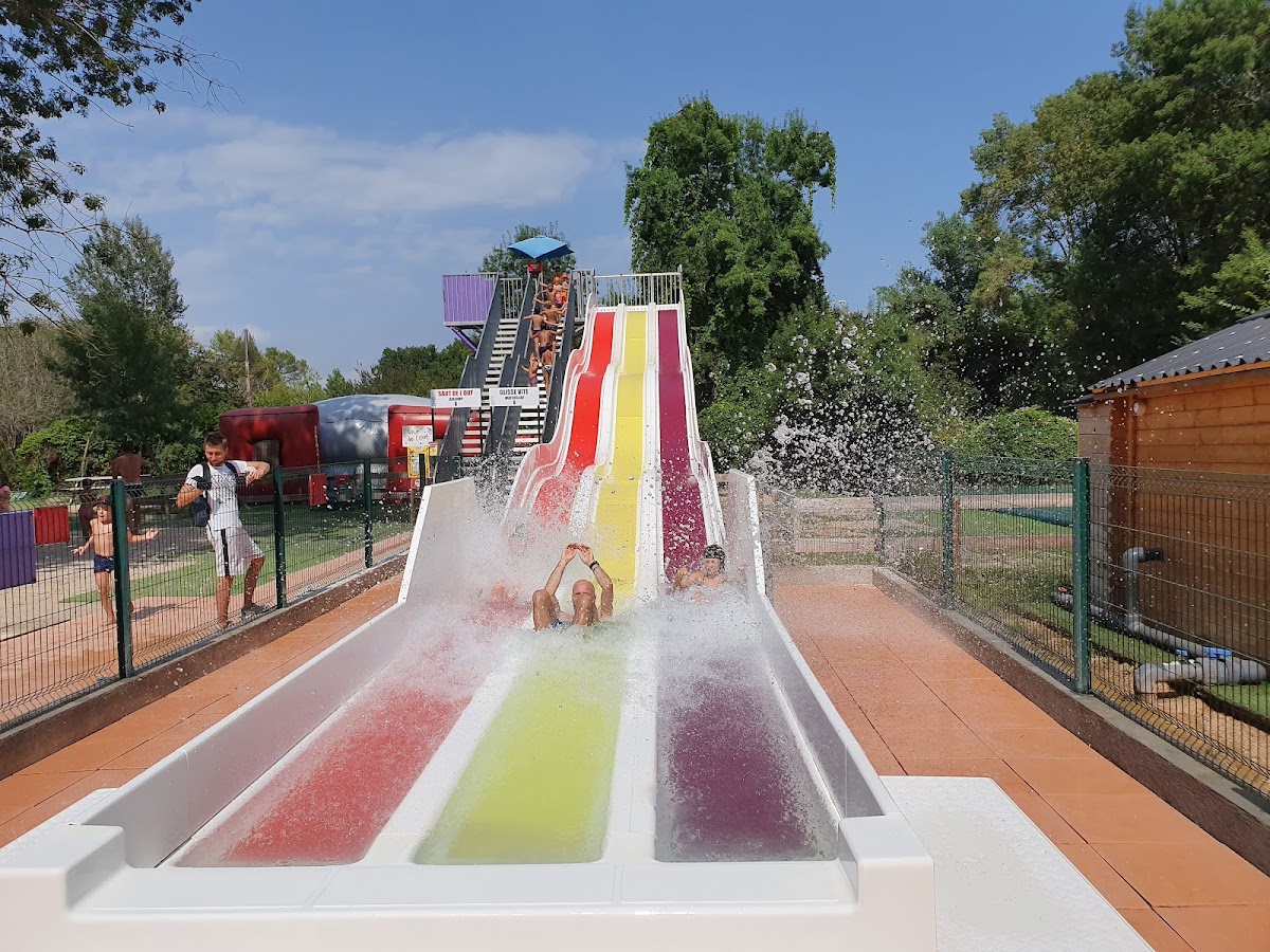 Le Village des Fous — 3