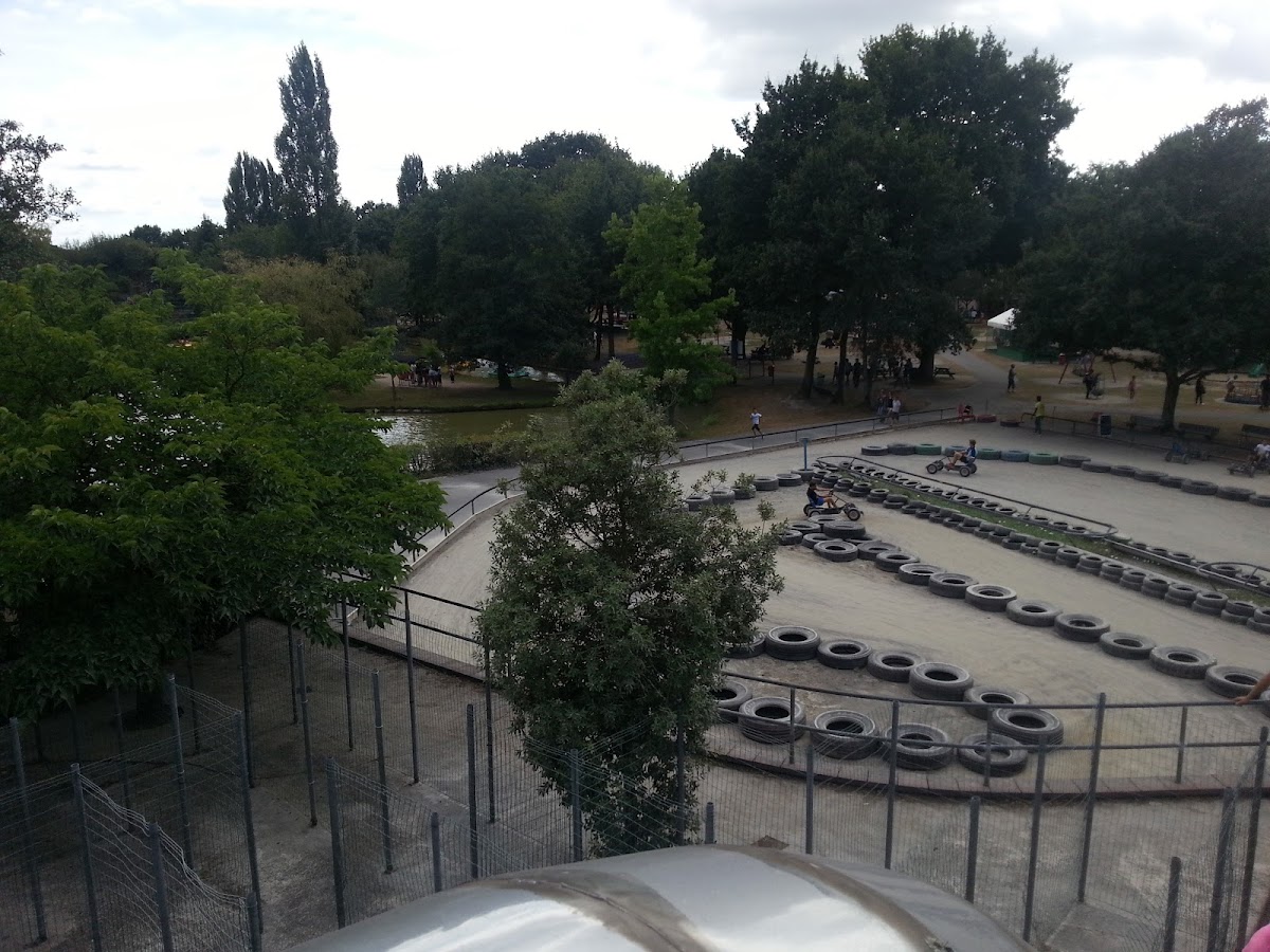 Les Naudières — 2